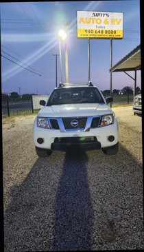 Used 2019 Nissan Frontier SV image 1