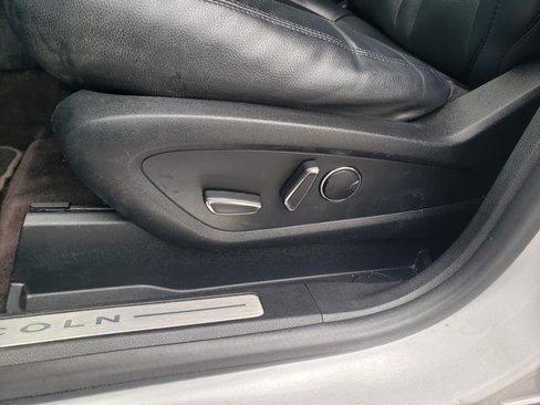 Used 2017 Lincoln MKC Premiere image 21
