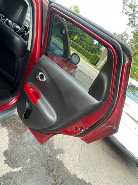 Used 2011 Nissan Juke SL image 18