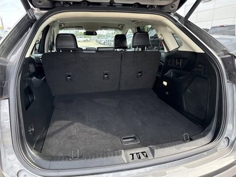 Used 2022 Ford Edge Titanium image 28
