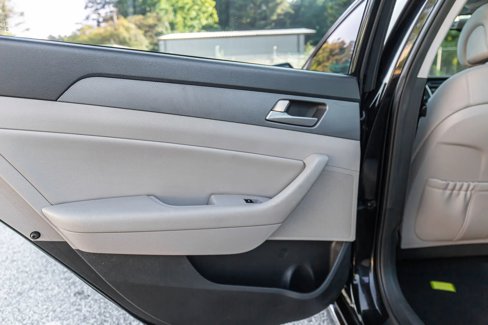 Used 2017 Hyundai Sonata SE image 23