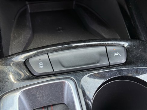 Used 2024 Chevrolet Trax RS w/ Sunroof Package image 19