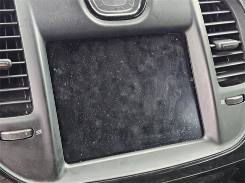 Used 2022 Chrysler 300 S image 21