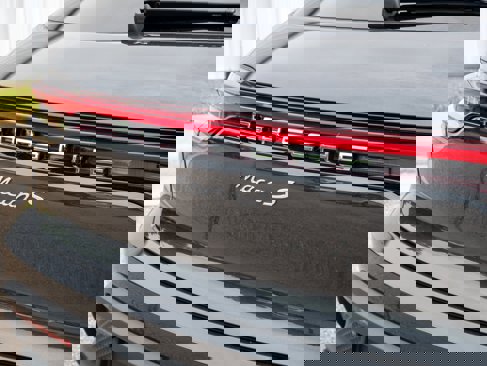 Certified 2024 Porsche Macan S image 20