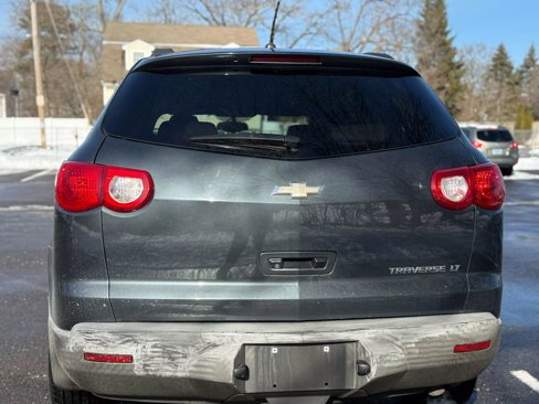 Used 2011 Chevrolet Traverse LS image 8