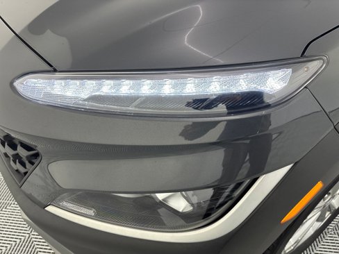 Used 2023 Hyundai Kona SEL image 10