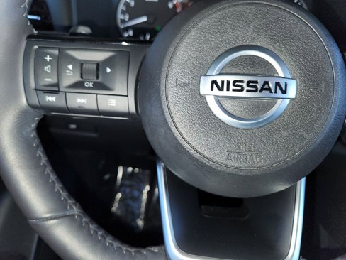 Certified 2021 Nissan Rogue SV w/ Premium Package image 25