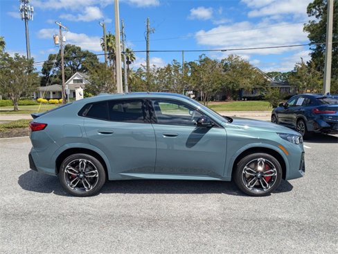 New 2026 BMW X2 xDrive28i image 3