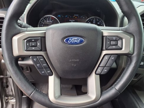 Used 2021 Ford Expedition XLT image 21