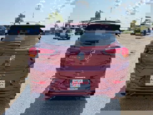Used 2023 Buick Encore GX Select w/ Sport Touring Package image 6