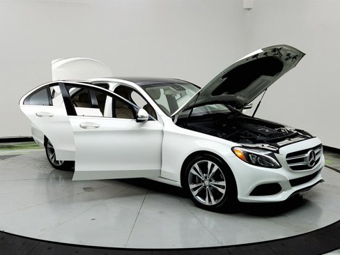 Used 2017 Mercedes-Benz C 300 Sedan image 10