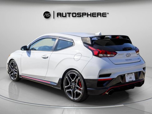 Used 2020 Hyundai Veloster N w/ Performance Package image 6