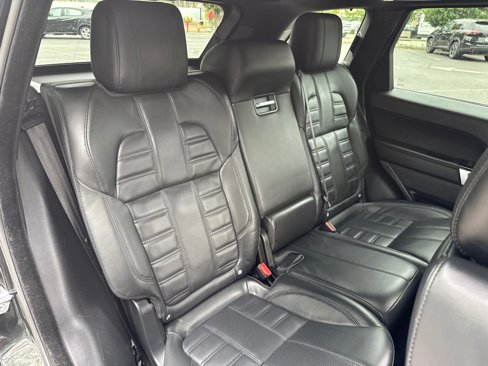 Used 2017 Land Rover Range Rover Sport HSE Dynamic image 23