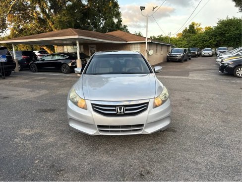 Used 2011 Honda Accord EX-L image 2