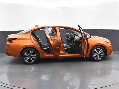 Used 2021 Nissan Versa SV image 27