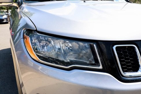Used 2020 Jeep Compass Limited image 18