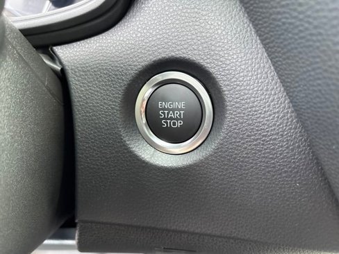 New 2025 Toyota Corolla SE image 28