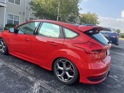Used 2016 Ford Focus ST w/ Equipment Group 401A image 6
