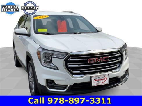Certified 2024 GMC Terrain SLT image 3