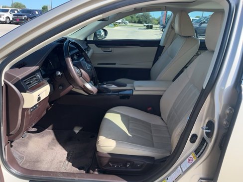 Used 2017 Lexus ES 350 image 9