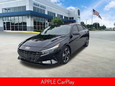 Used 2023 Hyundai Elantra Limited image 9