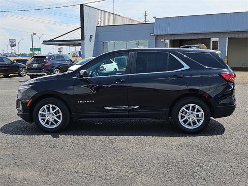 Used 2024 Chevrolet Equinox LT image 3