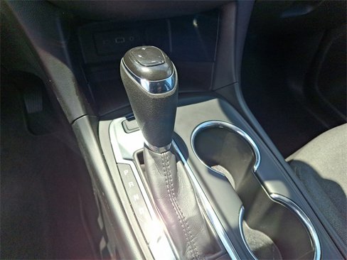 Used 2020 Chevrolet Equinox LT image 10