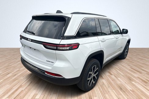 New 2025 Jeep Grand Cherokee Limited image 3