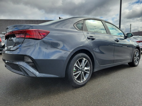 Used 2023 Kia Forte LXS w/ LXS Technology Package image 6