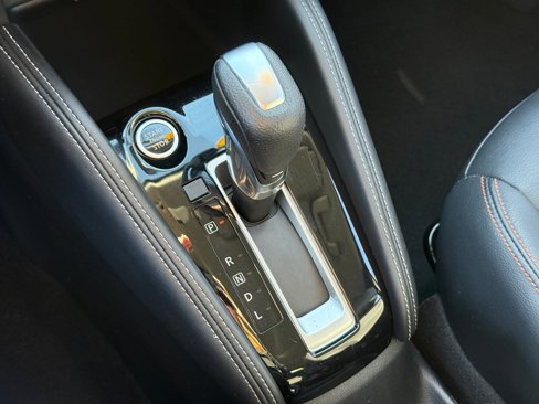 Used 2019 Nissan Kicks SR w/ SR Premium Package image 17