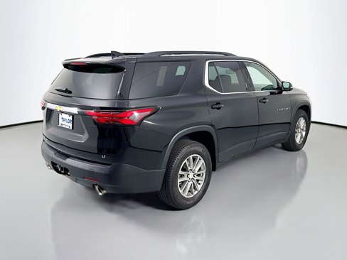 Used 2023 Chevrolet Traverse LT image 7