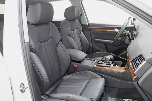 Used 2024 Audi Q5 Prestige image 30