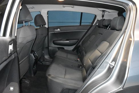 Used 2019 Kia Sportage LX image 18