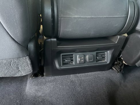 Used 2020 Chevrolet Silverado 3500 LT w/ Texas Edition image 27
