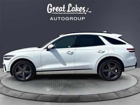 Used 2025 Genesis GV70 3.5T Sport w/ Sport Advanced Package image 2