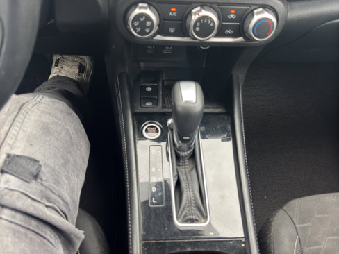 Used 2024 Nissan Kicks SV image 19