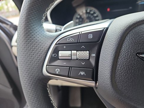 New 2026 Genesis G70 2.5T image 12