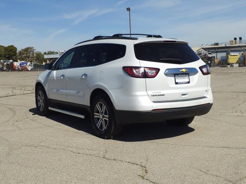 Used 2017 Chevrolet Traverse LT image 19