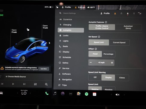 Used 2018 Tesla Model 3 Long Range image 21