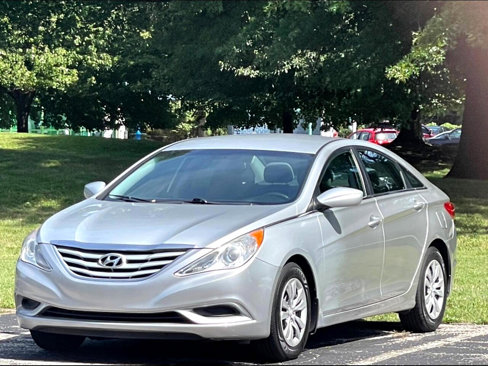 Used 2013 Hyundai Sonata GLS image 2