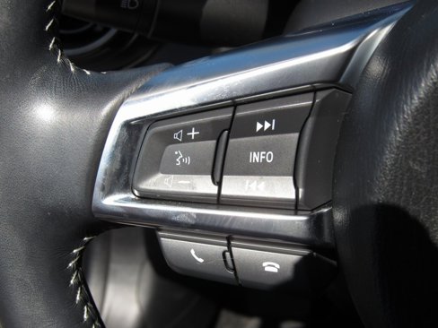 Used 2020 MAZDA MX-5 Miata Sport image 19