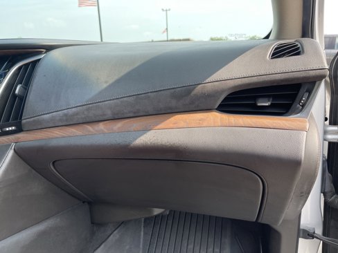 Used 2018 Cadillac Escalade ESV Premium Luxury w/ LPO, Radiant Package image 34
