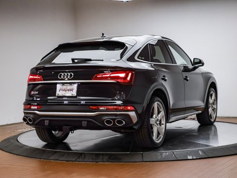 Used 2022 Audi SQ5 Premium w/ Convenience Package image 7
