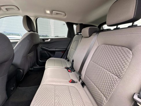 Used 2021 Ford Escape SE image 15