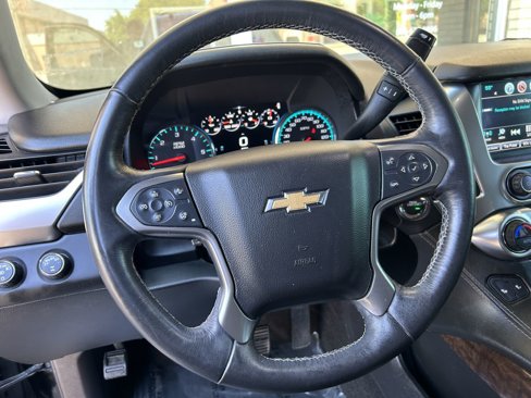 Used 2017 Chevrolet Tahoe LT w/ Luxury Package image 5