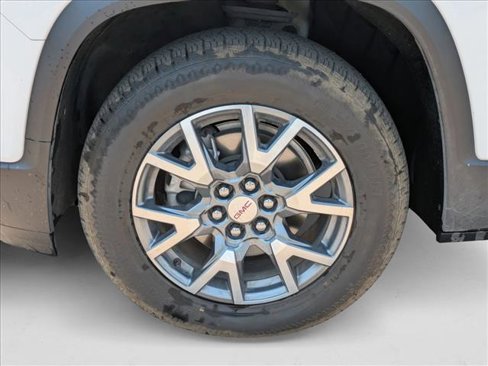 Used 2023 GMC Acadia SLT image 10