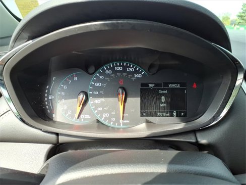 Used 2022 Chevrolet Trax LS w/ Tint and Cruise Package image 16