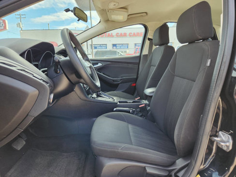 Used 2017 Ford Focus SE image 11
