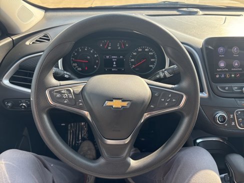 Used 2024 Chevrolet Malibu LT image 18