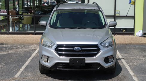 Used 2018 Ford Escape SE w/ Ford Safe & Smart Package image 4